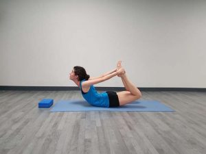 dhanurasana