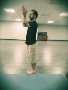 garudasana-brazos