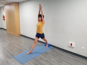 gestos-virabhadrasana-3
