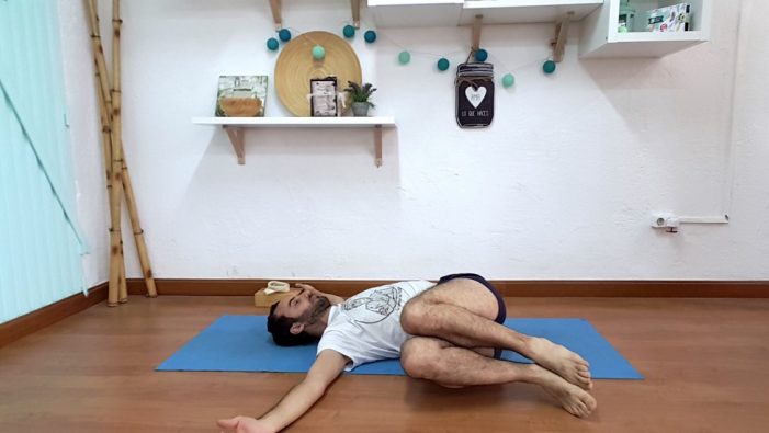 jathara-parivartasana